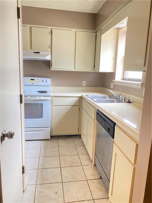 Photo - 1408 Christy Dr