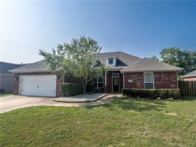 Building Photo - 3203 SW Camden Dr Rental