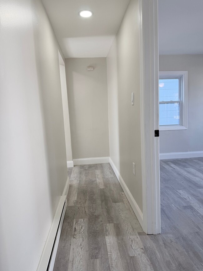 Photo - 60 Hanover St Unit 2