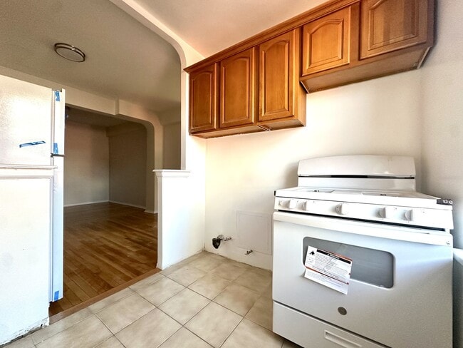 Photo - 500 Kappock St Unit 5H