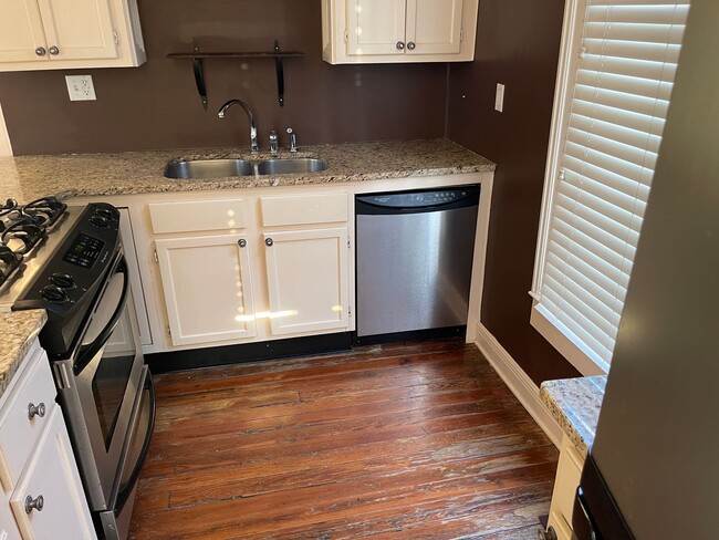 Photo - 407 S 8th St