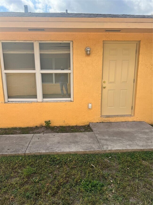 Photo - 2111 NW 100th St Unit B