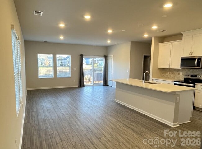 Photo - 5173 Brailey Cir