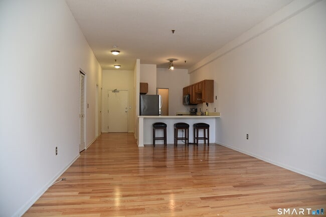 Photo - 32 Haviland St Unit 203