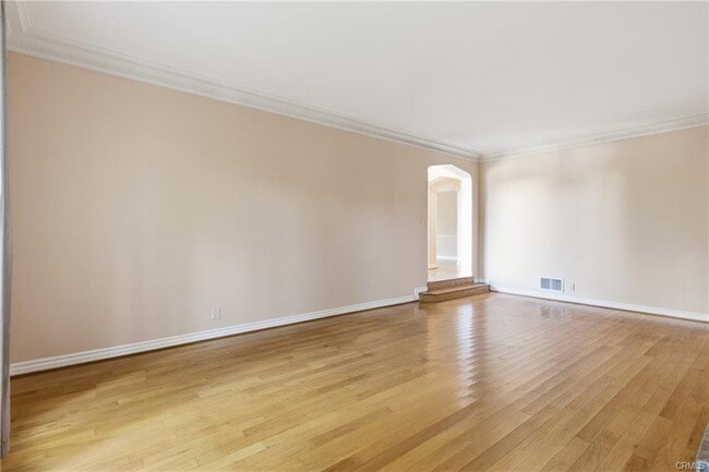 Photo - 238 S Detroit St