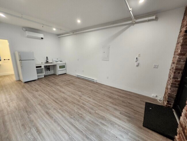 Photo - 57 Canterbury St Unité 204 (CMHC)