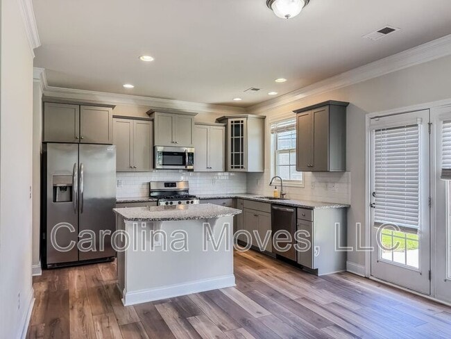 Photo - 129 Noble Wing Ln