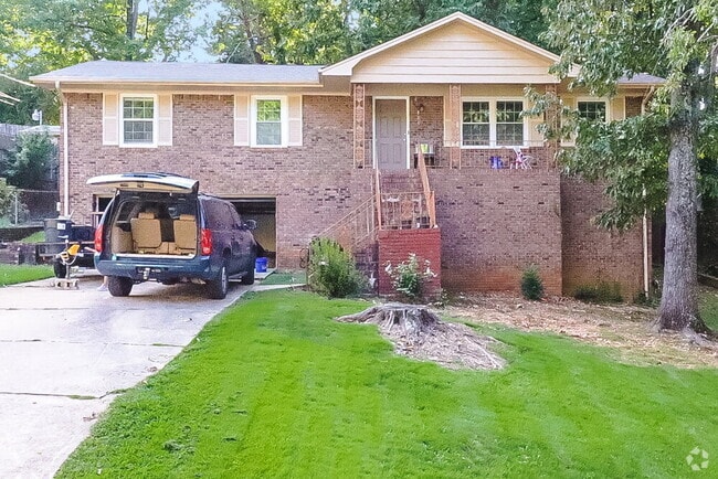 Building Photo - 904 Glenvalley Dr Rental