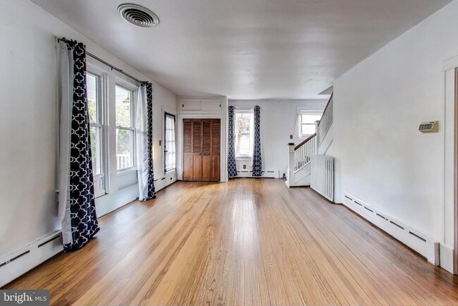 Photo - 19 Maryland Ave