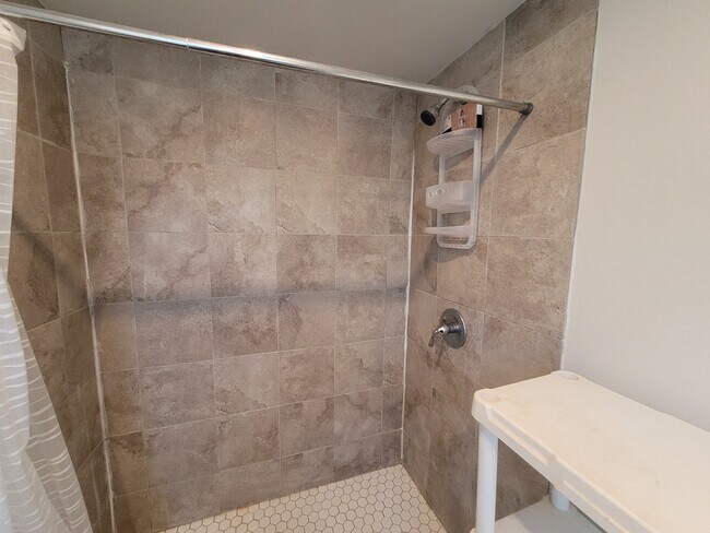 2nd Floor Bath #2 - 65 Center St