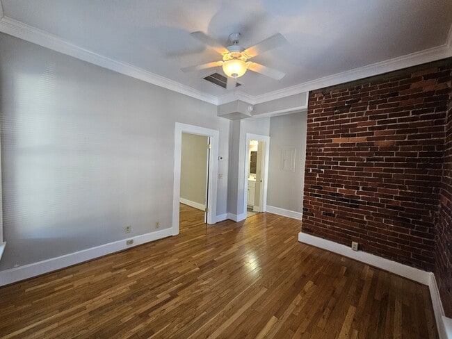 Photo - 603 Lindsay St