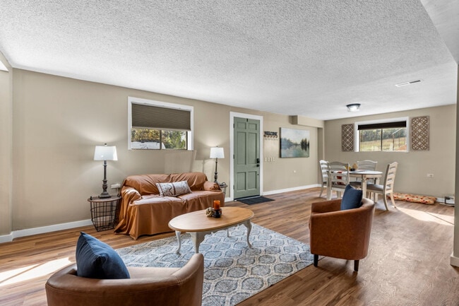 Photo - 416 Donaldson Rd