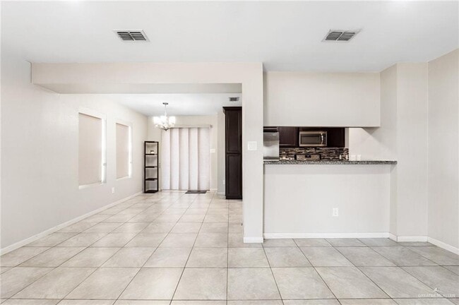 Photo - 20 Westway Ave