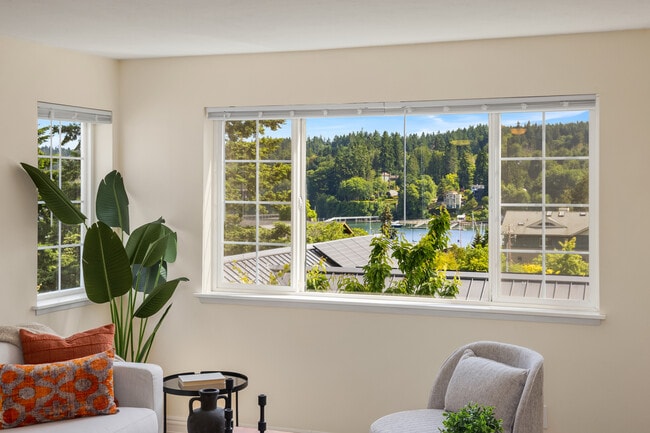 Photo - Winslow Manor