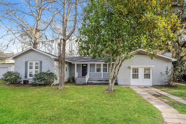 Building Photo - 1865 Jaywood Cir