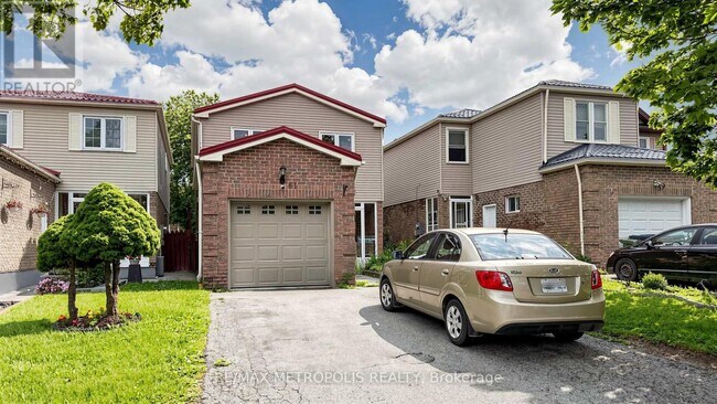 Photo - 61 Horseshoe Crescent