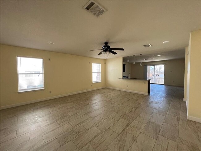 Photo - 116 Remington Dr