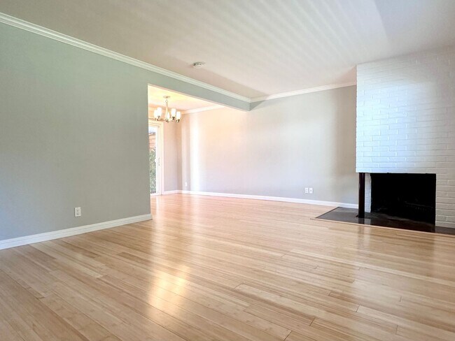 Photo - Noel Court Apartments