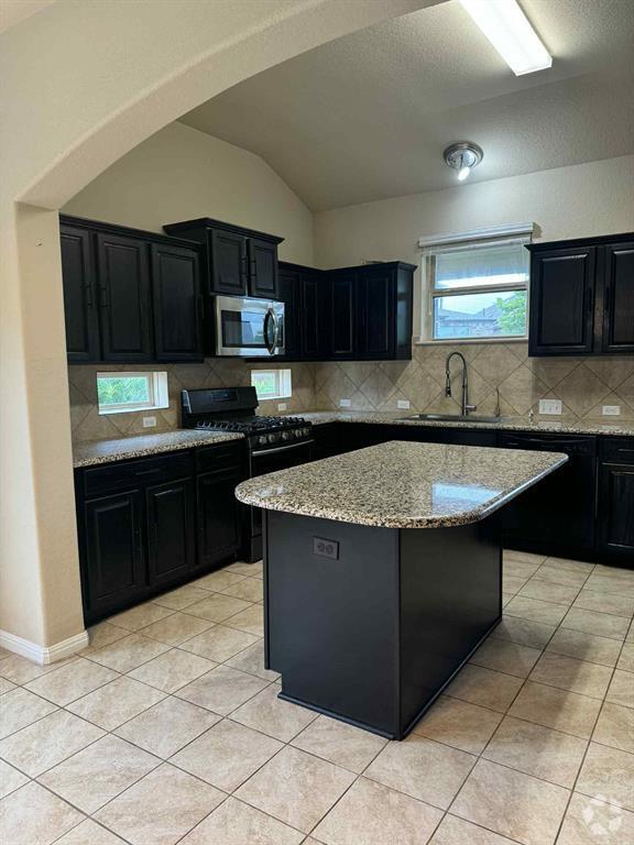 Building Photo - 1137 Tailwater Cv Rental