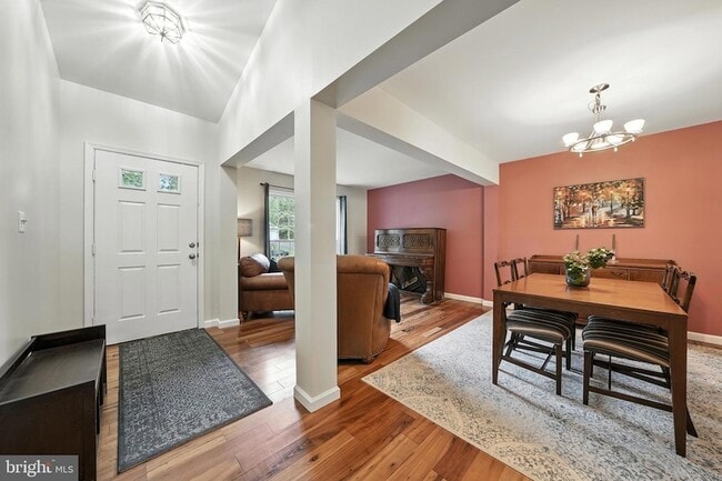 Photo - 9571 Basilwood Dr