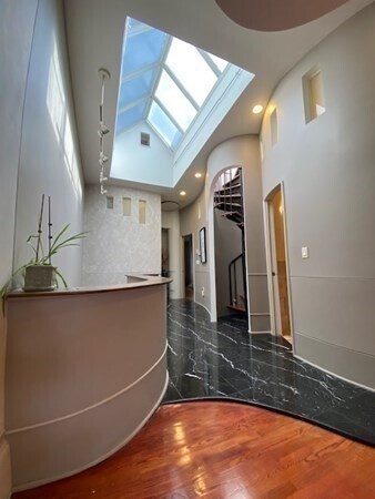 Photo - 171 Beacon St Unidad PH