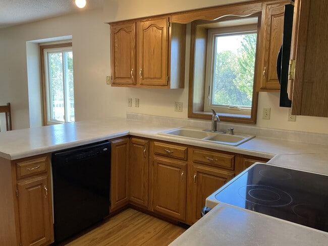 Photo - 9930 Valley Vista Pl