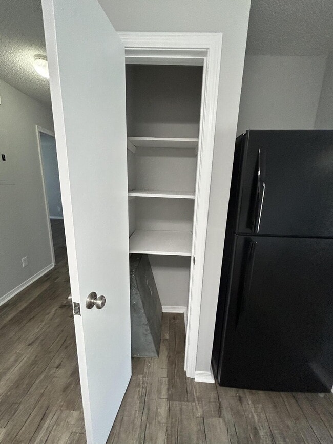 Photo - 3 BD 2 BA APARTMENT BY TTU FOR RENT Unit A