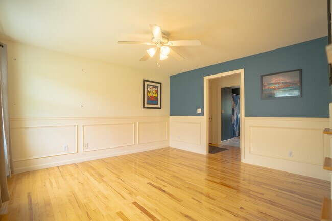 Photo - 17 Parker Ridge Rd