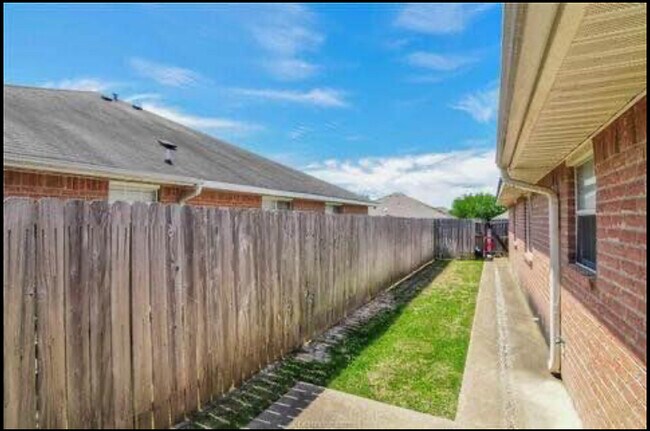 Photo - 921 Sun Meadow St Unit 921 Sun Meadow