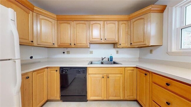 Photo - 2331 W Washington St