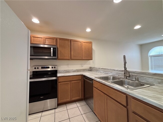 Building Photo - 1800 S Edmond St Unit 127
