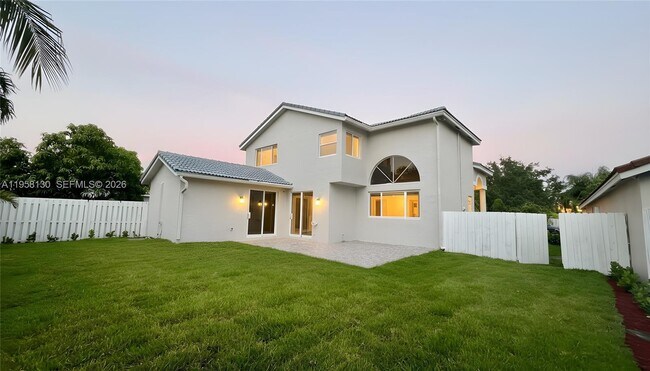 Photo - 212 SW 179th Ave