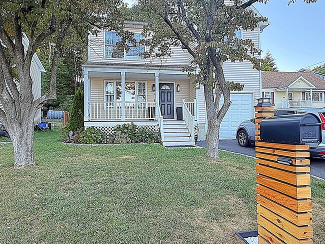 Photo - 199 Lakeview Ave
