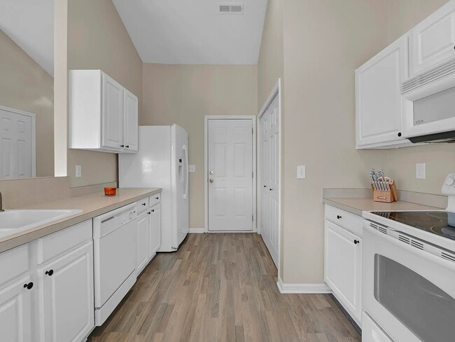 Photo - 5281 Copley Cir