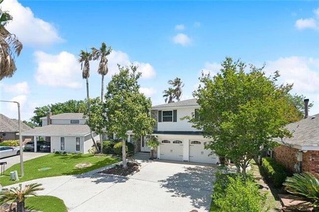 Photo - Beautiful Water Front Home