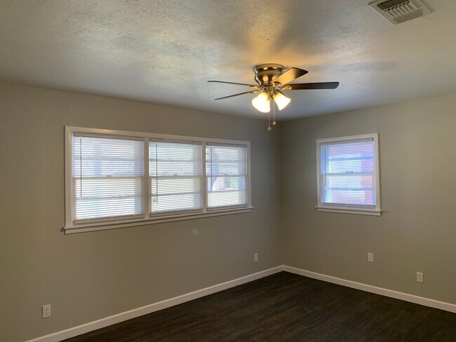 Photo - 3807 26th St