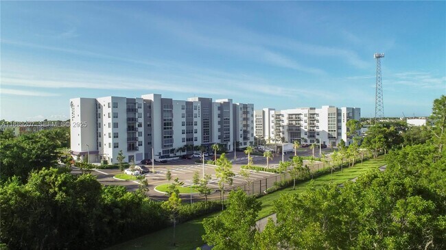 Building Photo - 28250 S Dixie Hwy Unit 511