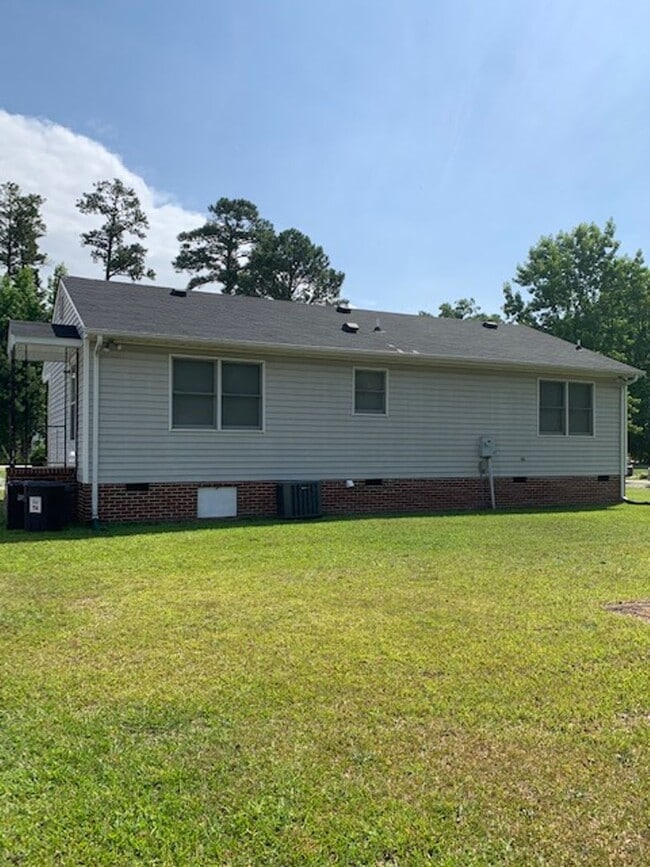 Photo - 408 Holly Ave