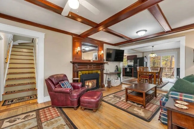 Photo - 23 Red Gate Ln