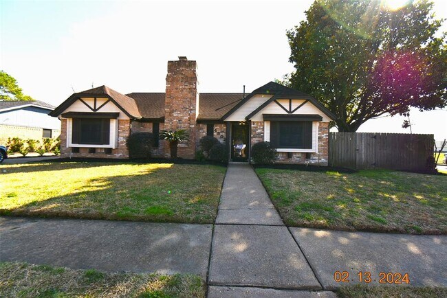 Photo - 4802 Colombia Dr House