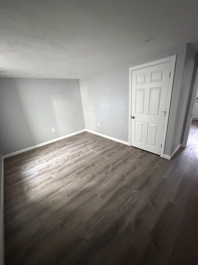 Photo - 85 Indian Run Rd Unit 1