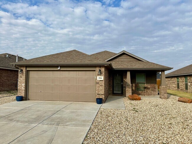 Building Photo - Furnished Rental - Minimum of 30 day stay