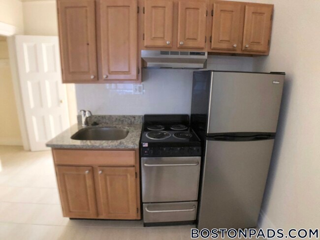 Photo - 62 Boylston St Unidad 216