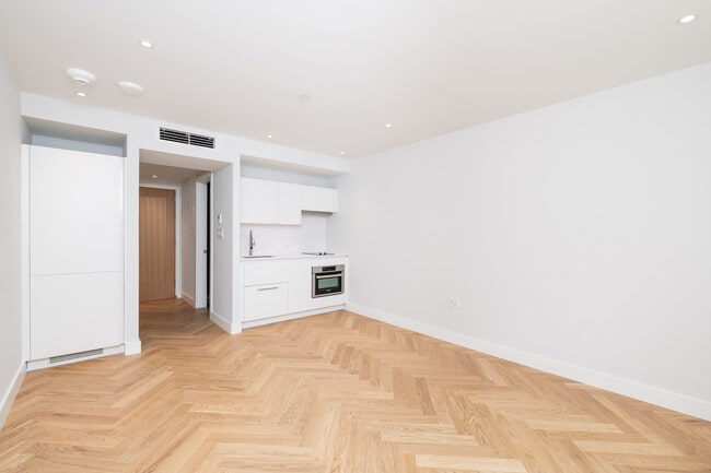 Building Photo - 12 Commonwealth Ave