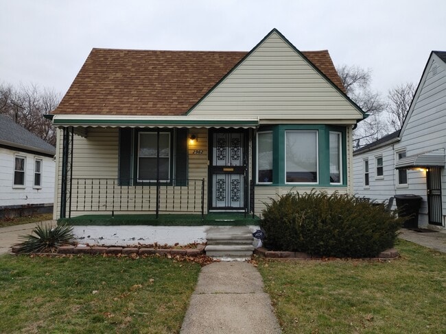 Building Photo - 2962 S Ethel St Rental