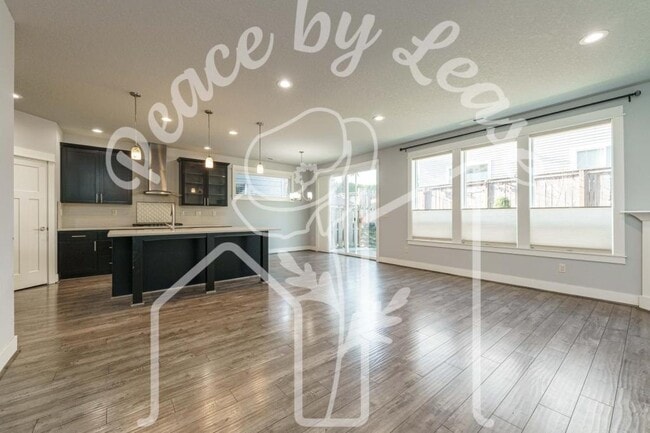 Photo - 2573 SW McKenna Pl