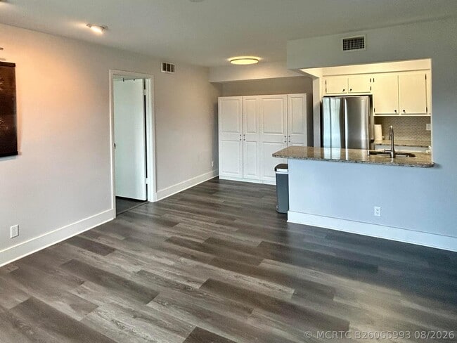 7154 Golf Colony Ct