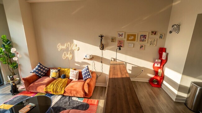 Photo - 2000 U.S. 29-SI ID1511358P Unit SI ID1511358P