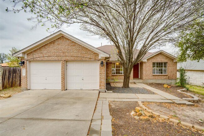 Building Photo - 3807 Eagles Nest St Rental