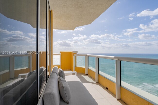 Photo - 17875 Collins Ave Unit 3906